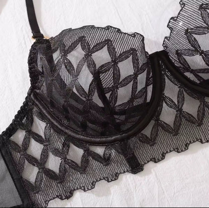 MIDNIGHT ROSE LINGERIE SET